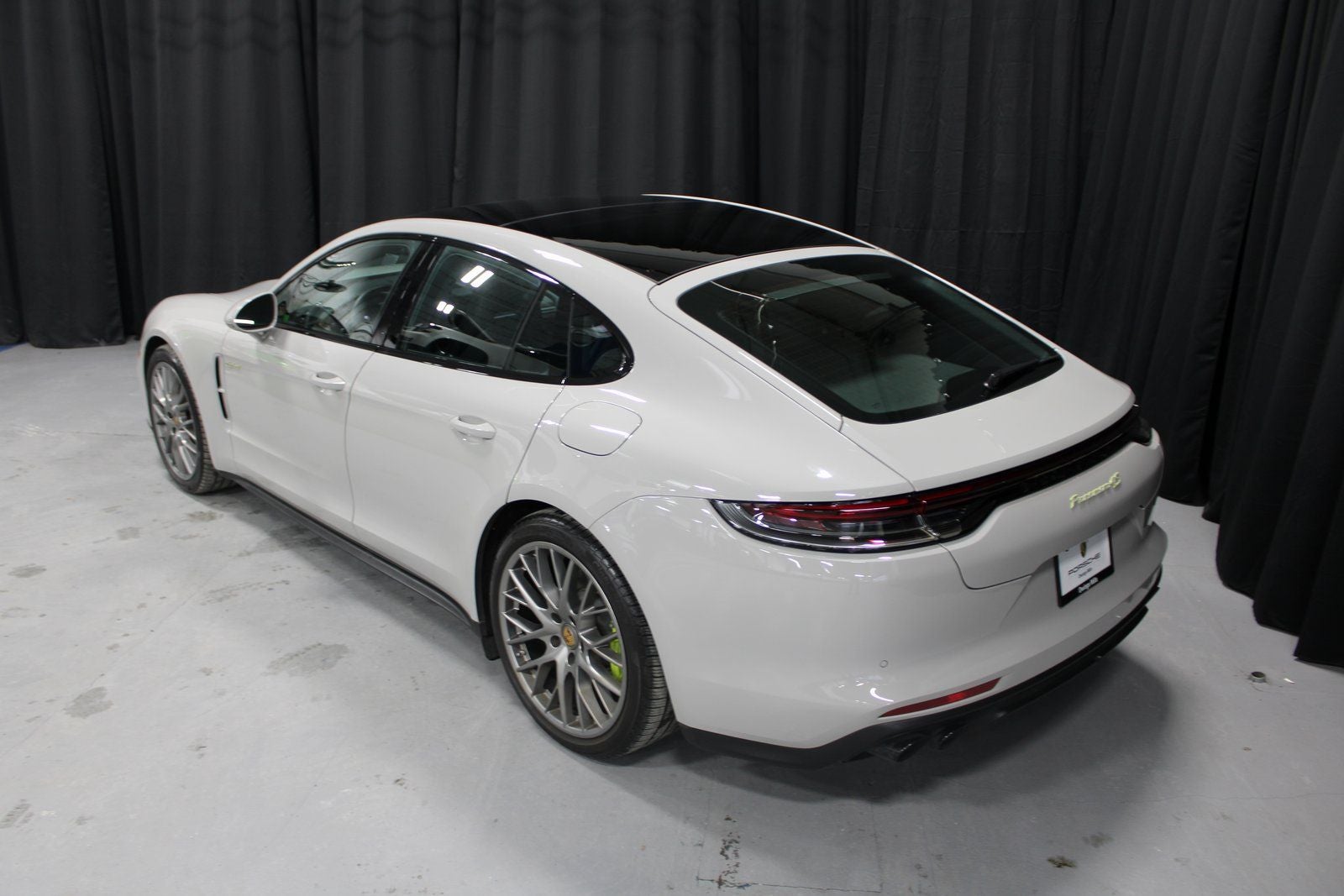 2023 Porsche Panamera E-Hybrid 4S