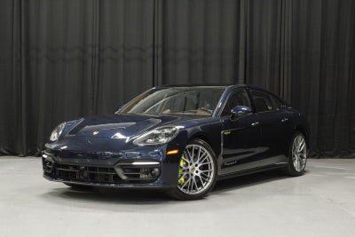 2023 Porsche Panamera 4 E-Hybrid Executive
