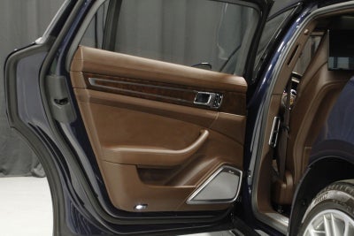 2023 Porsche Panamera 4 E-Hybrid Executive