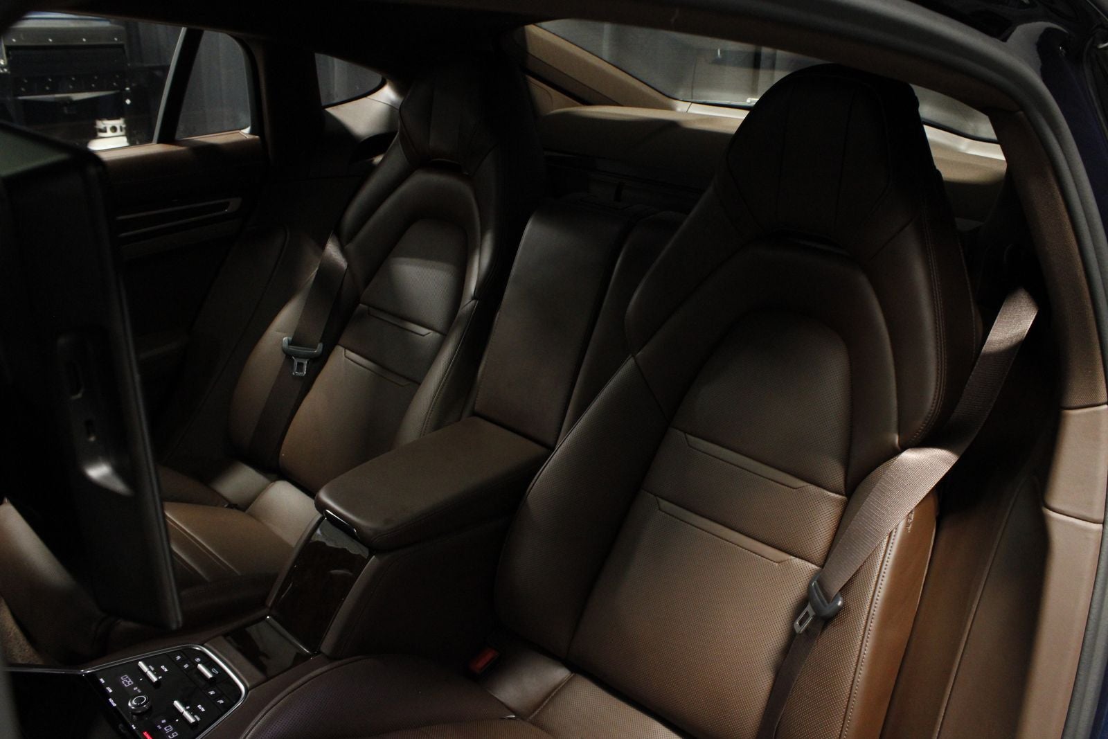 2023 Porsche Panamera 4 E-Hybrid Executive