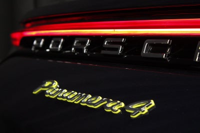 2023 Porsche Panamera 4 E-Hybrid Executive