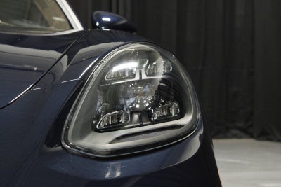 2023 Porsche Panamera 4 E-Hybrid Executive