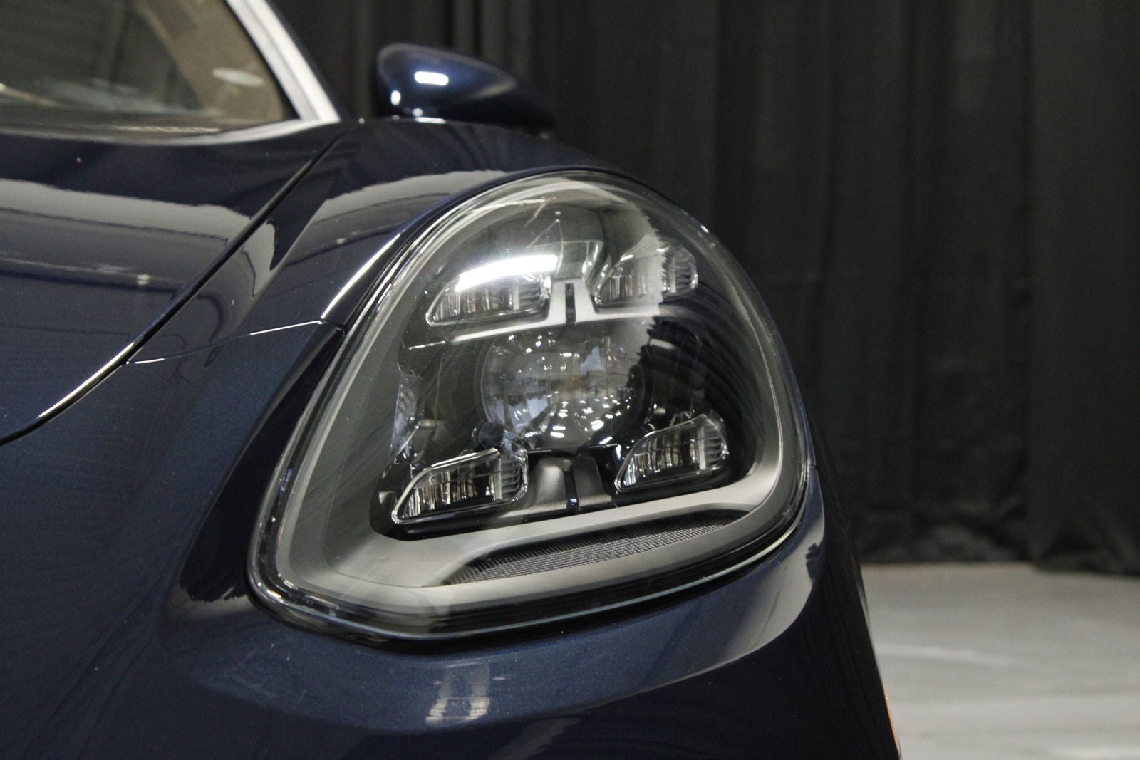 2023 Porsche Panamera 4 E-Hybrid Executive