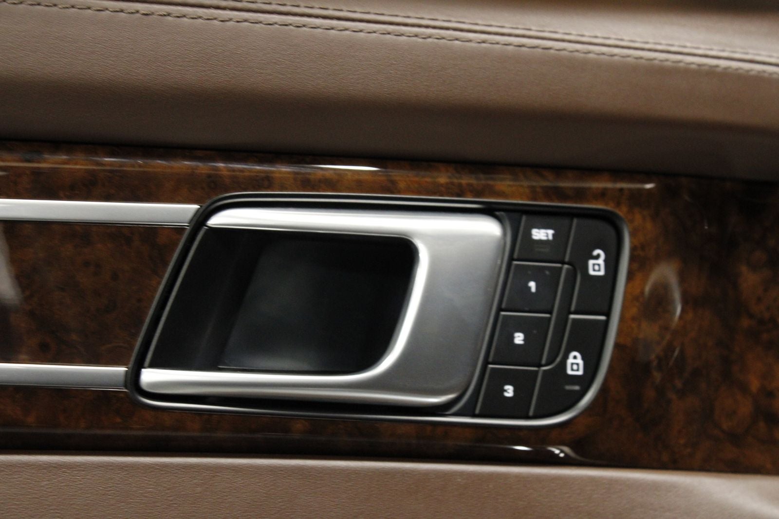 2023 Porsche Panamera 4 E-Hybrid Executive