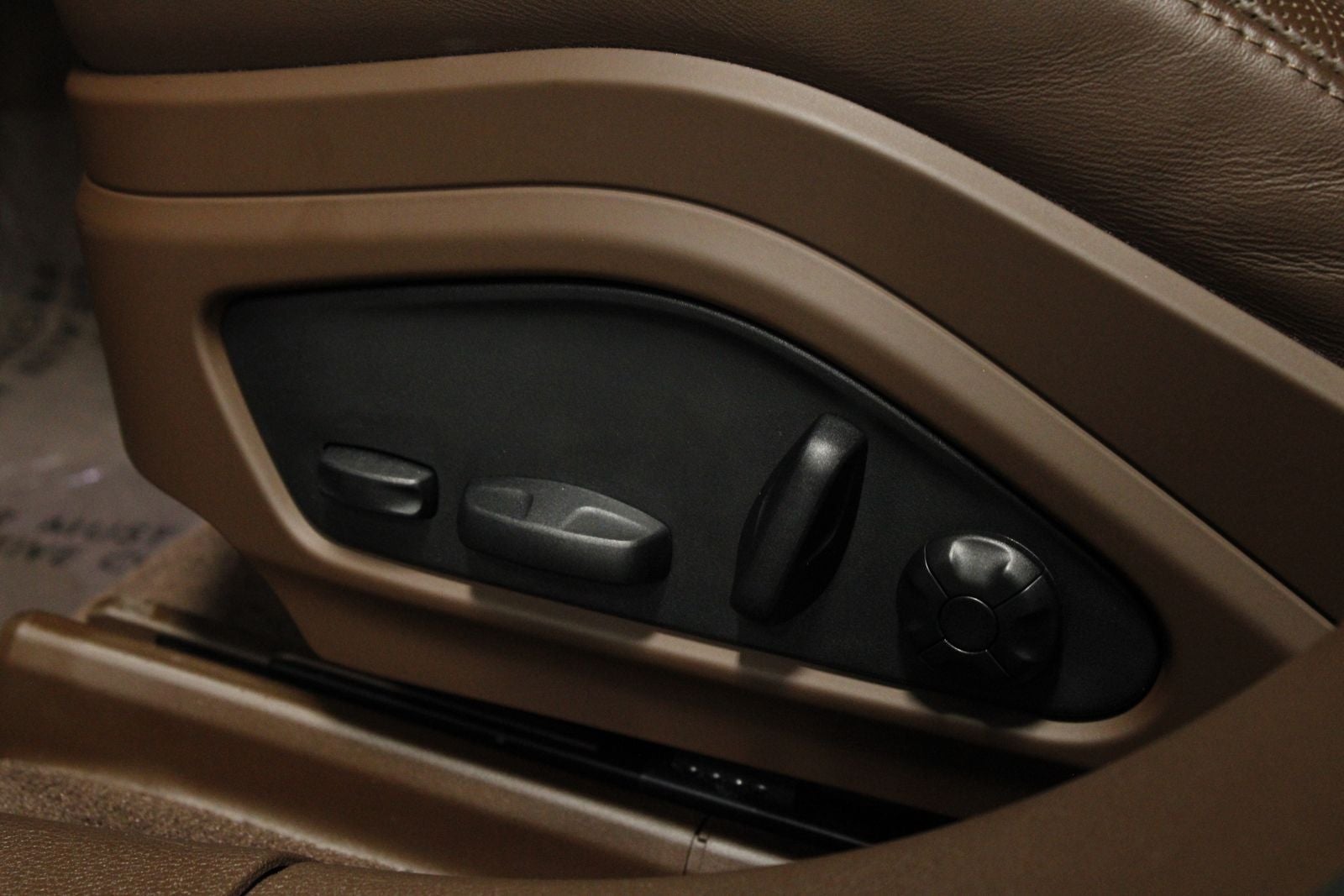 2023 Porsche Panamera 4 E-Hybrid Executive