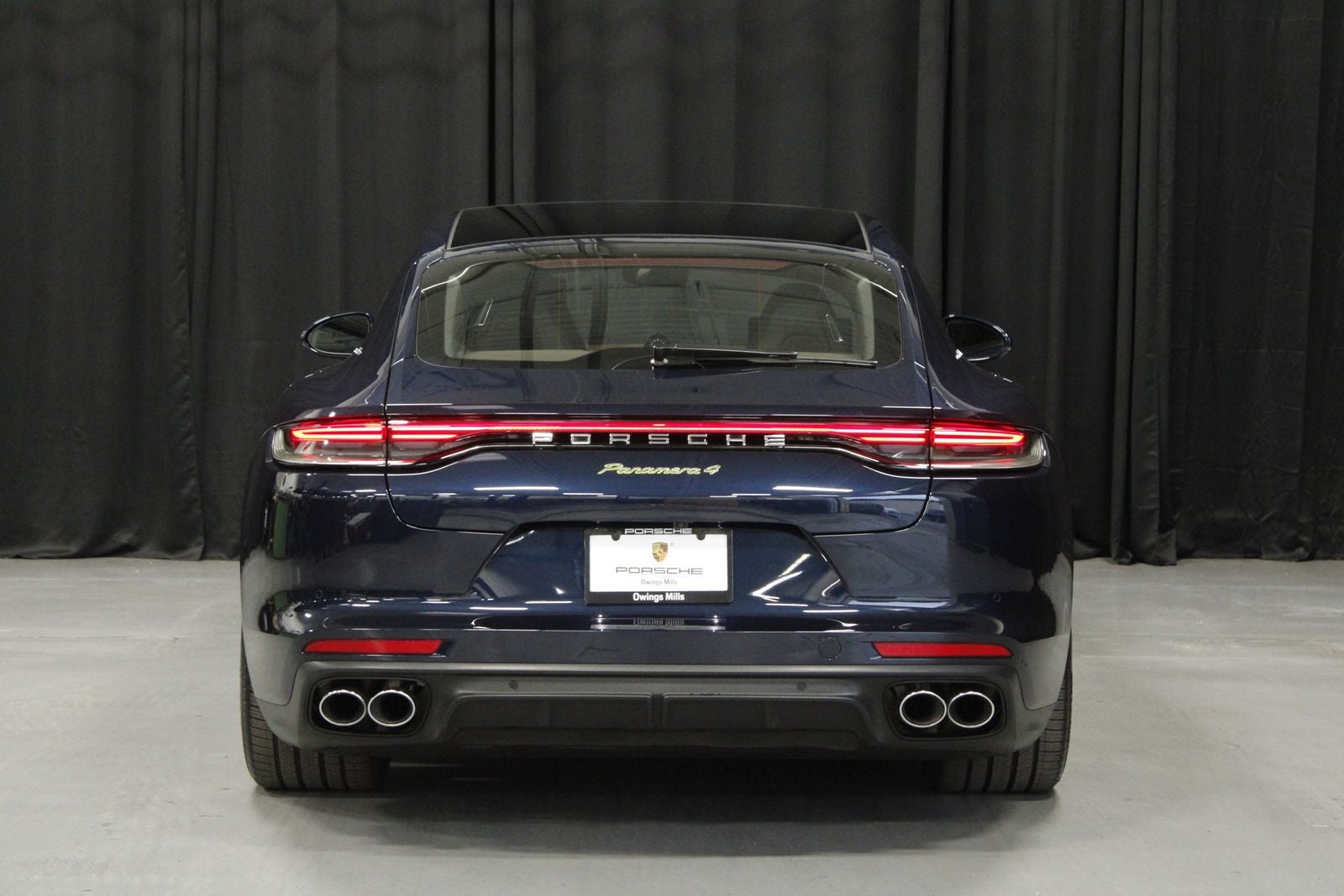 2023 Porsche Panamera 4 E-Hybrid Executive