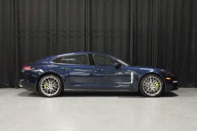 2023 Porsche Panamera 4 E-Hybrid Executive