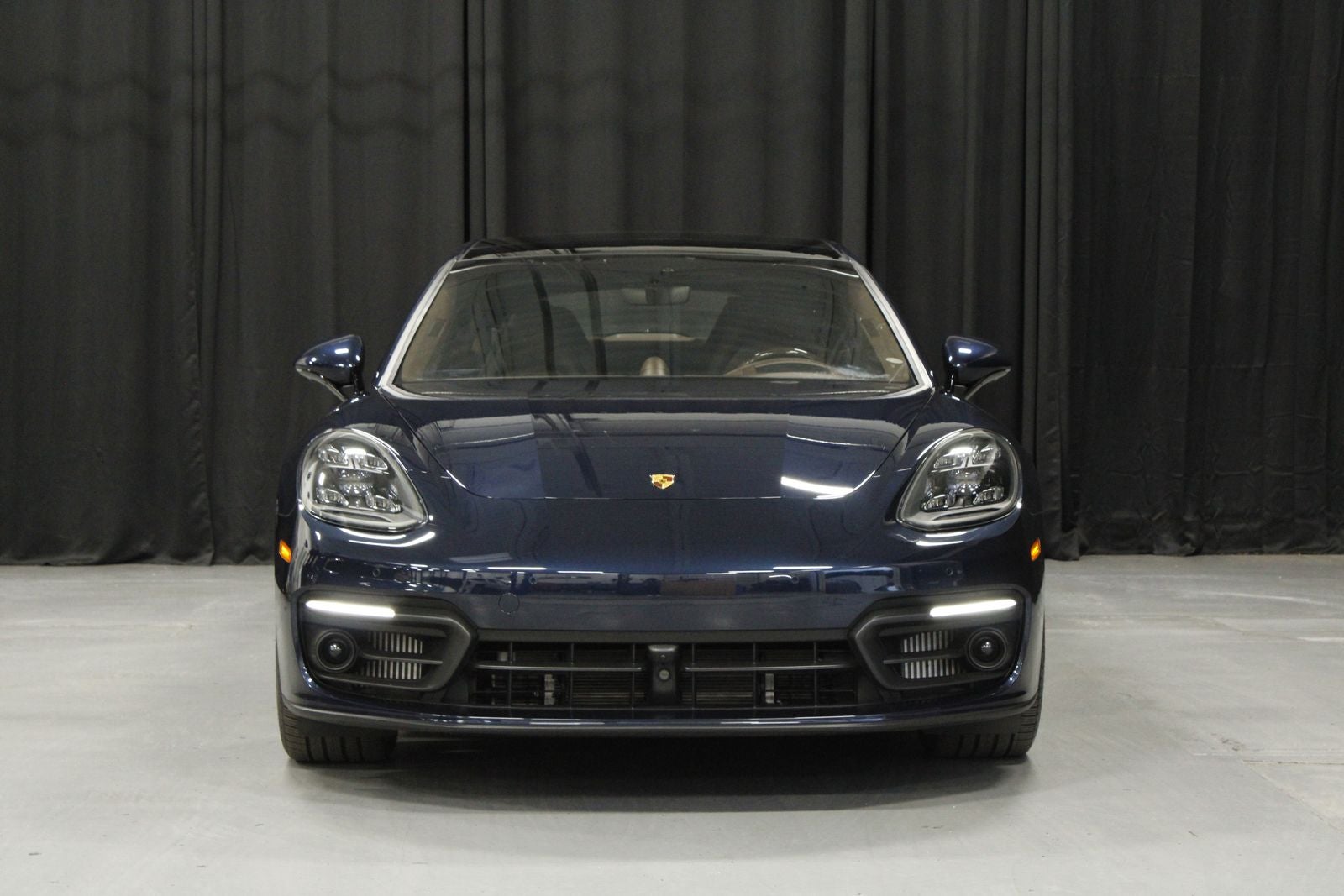 2023 Porsche Panamera 4 E-Hybrid Executive