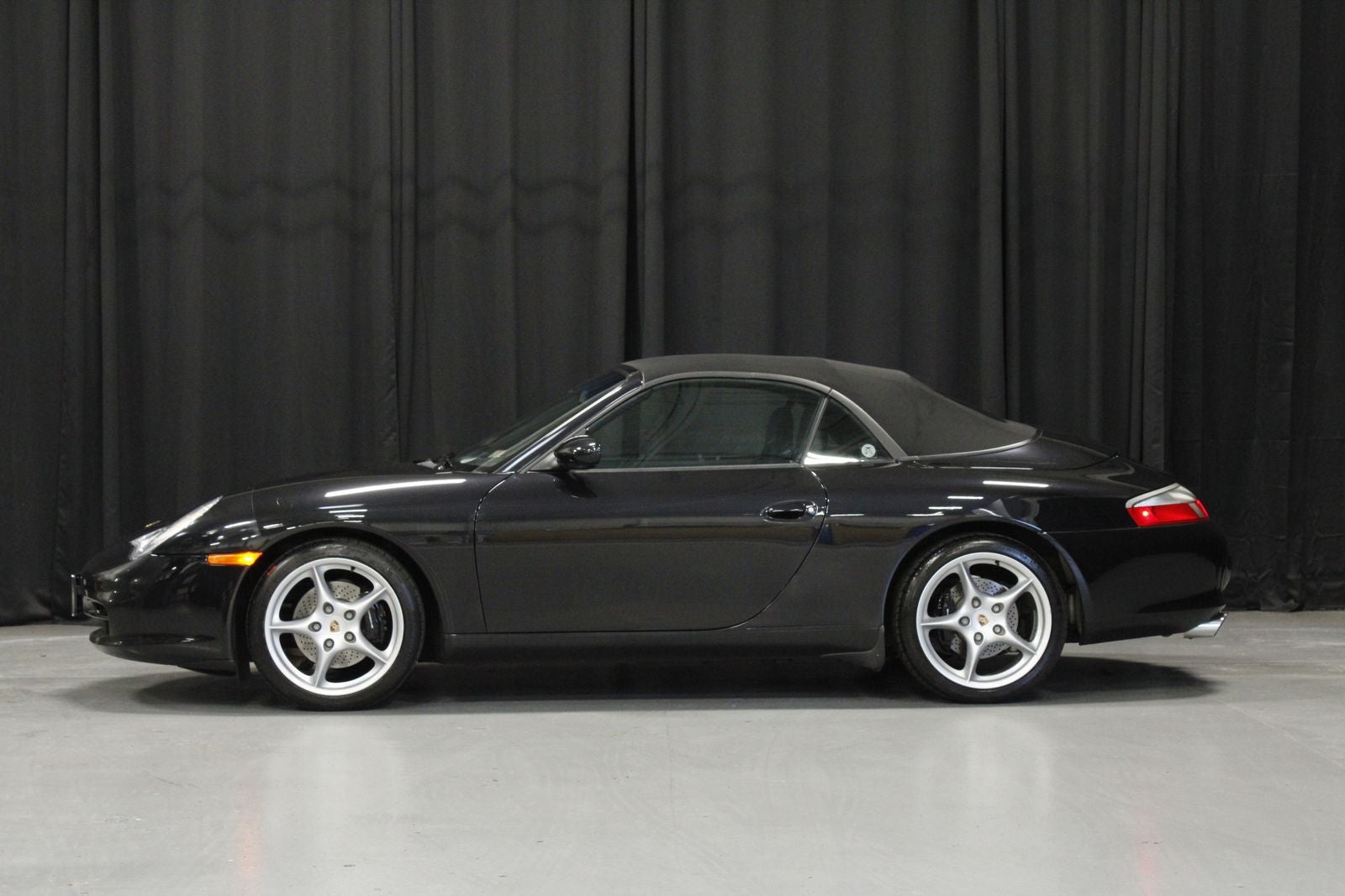 2003 Porsche 911 Carrera