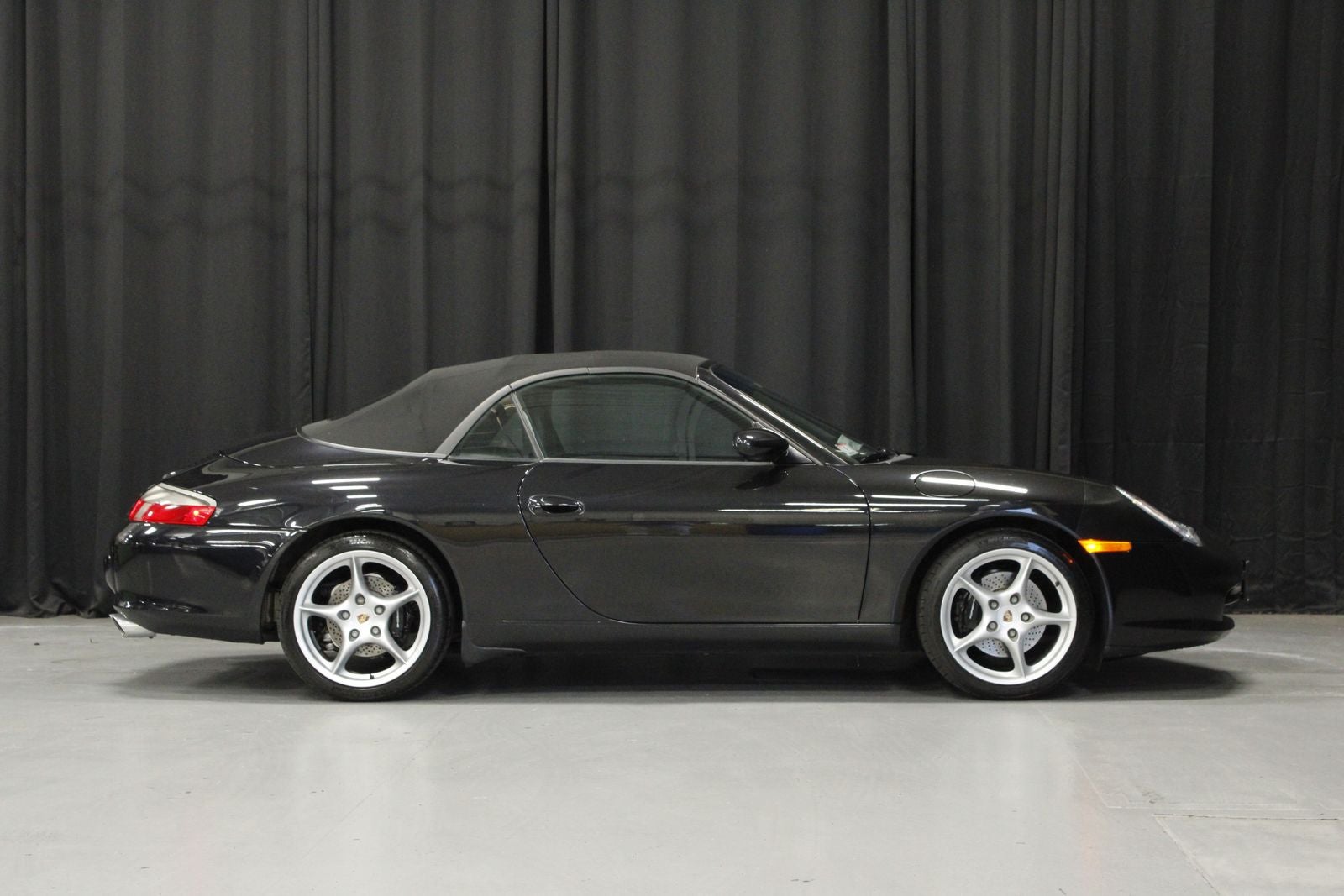2003 Porsche 911 Carrera