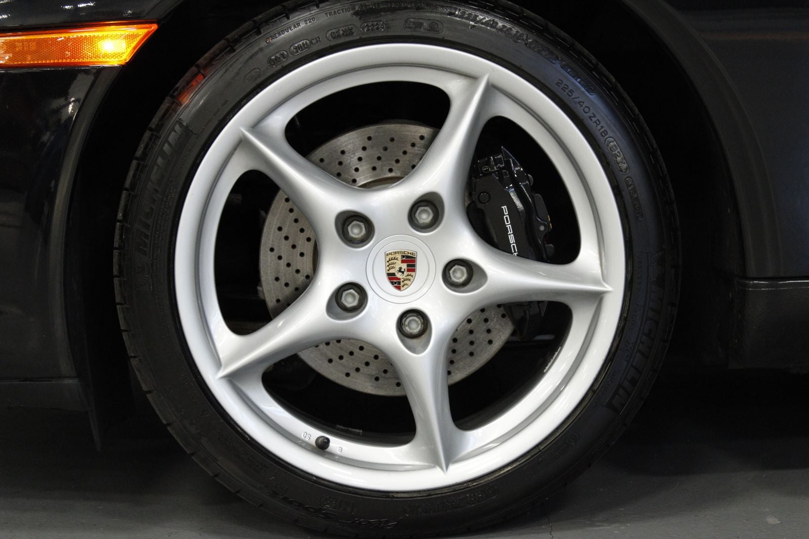 2003 Porsche 911 Carrera