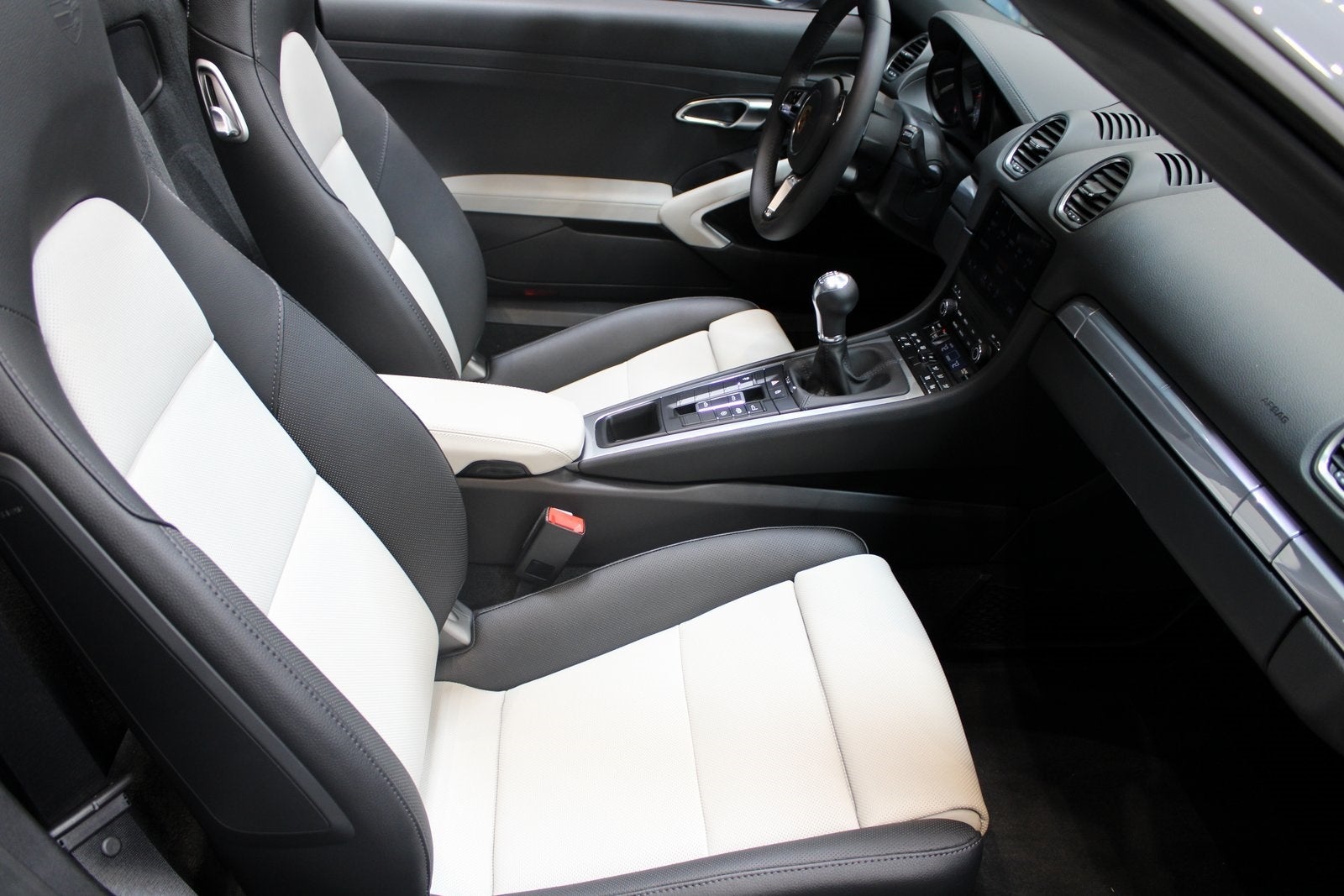 2024 Porsche 718 Boxster Style Edition