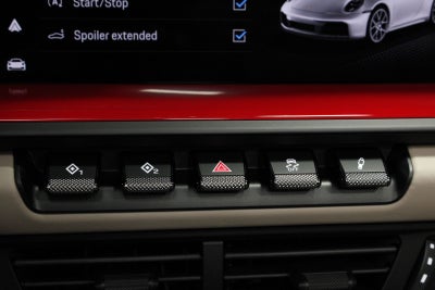 2025 Porsche 911 Carrera Cabriolet