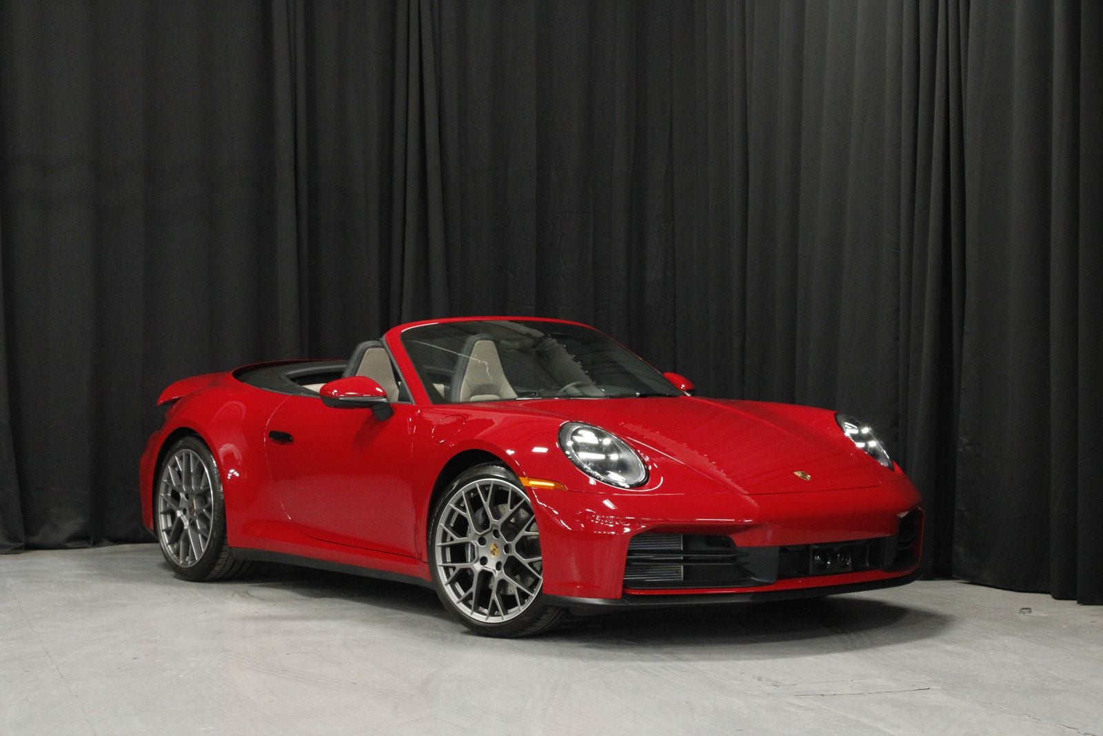 2025 Porsche 911 Carrera Cabriolet