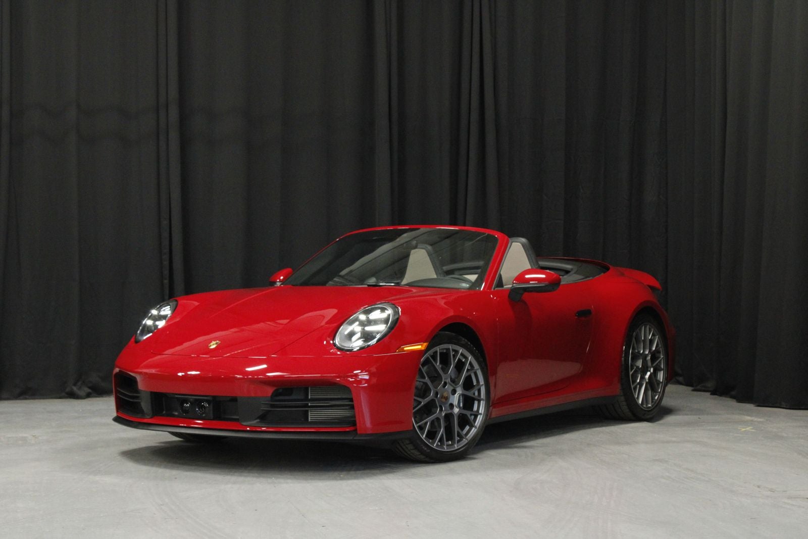 2025 Porsche 911 Carrera Cabriolet