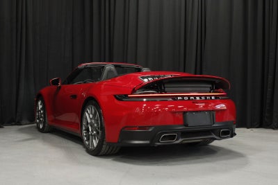 2025 Porsche 911 Carrera Cabriolet