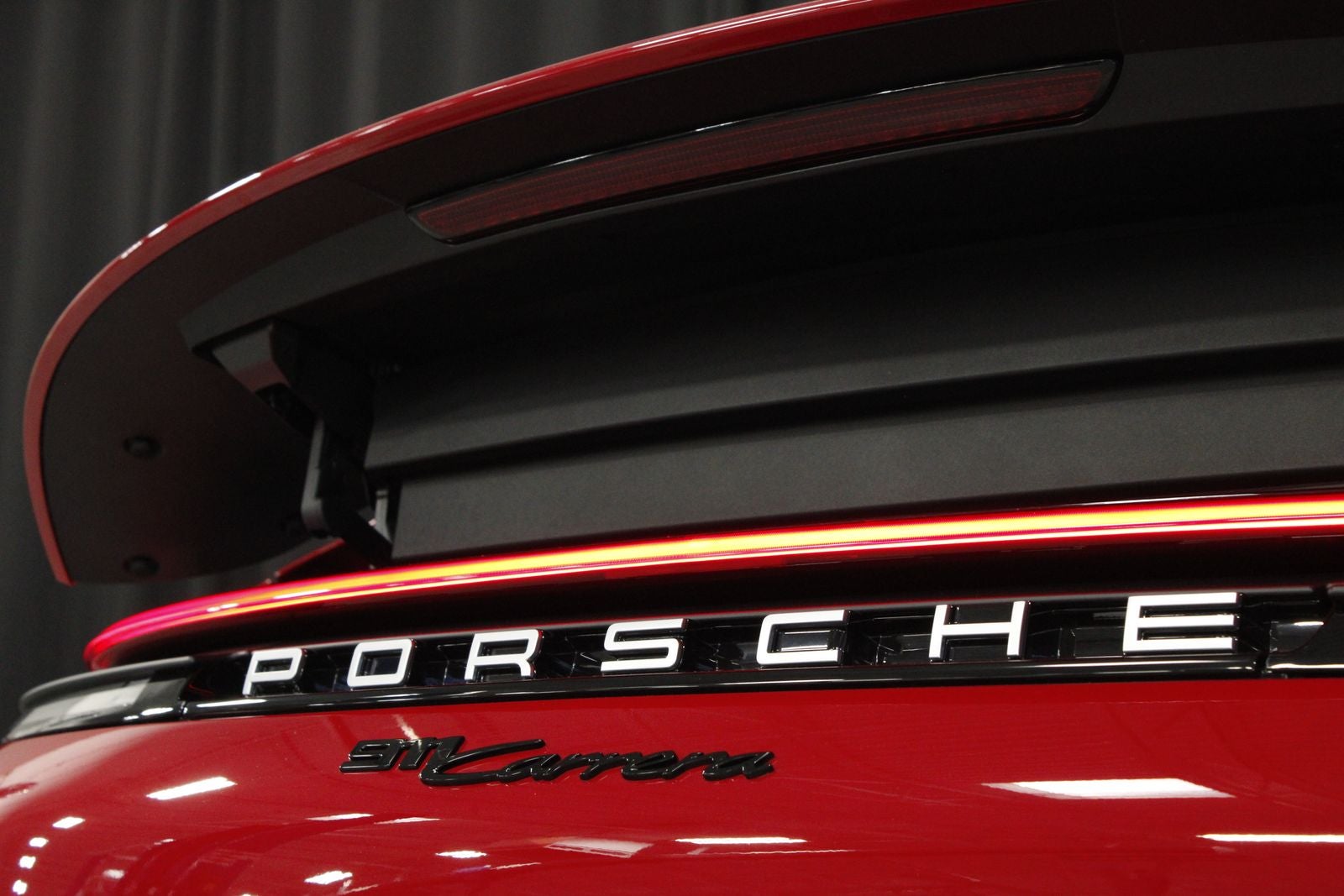 2025 Porsche 911 Carrera Cabriolet