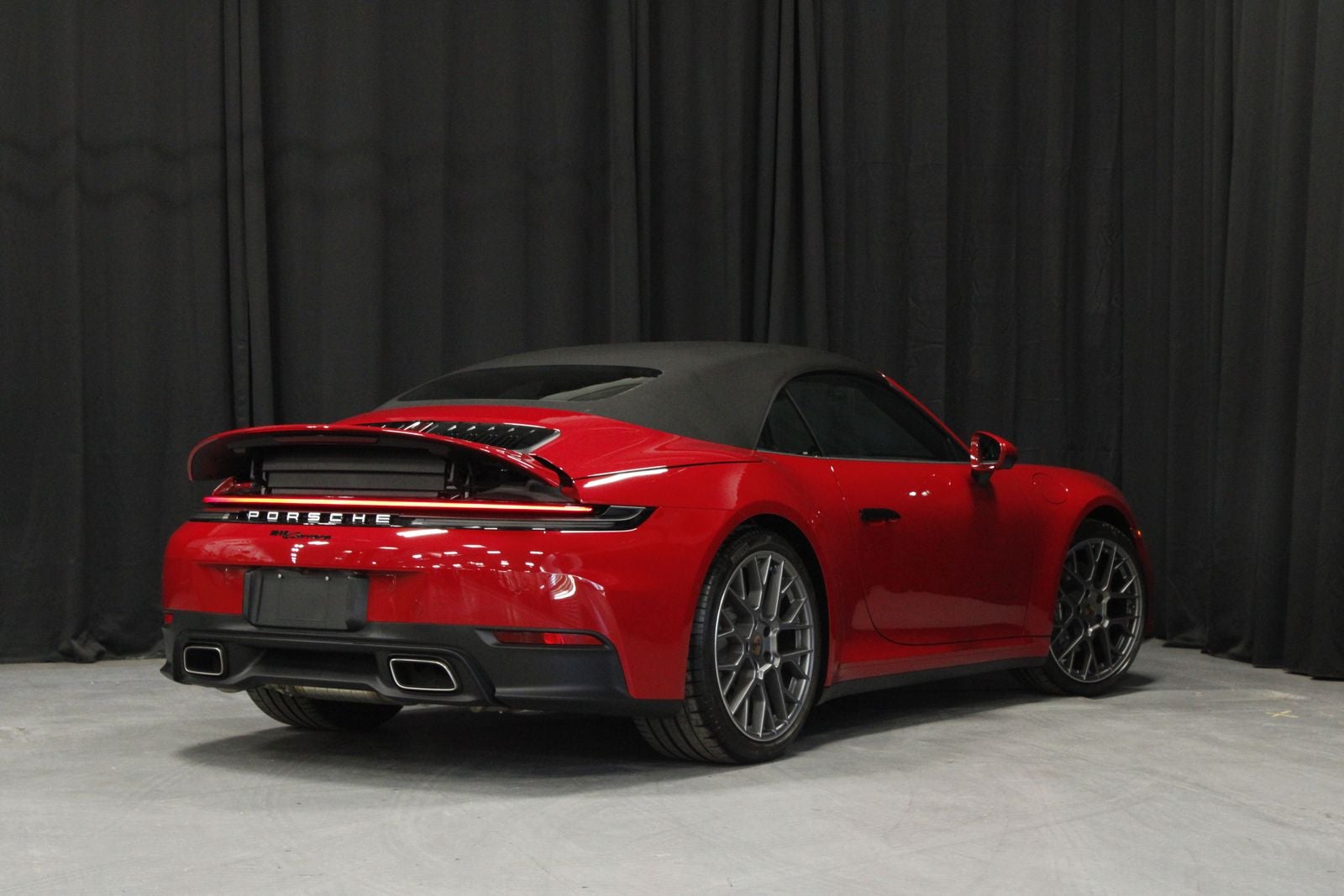 2025 Porsche 911 Carrera Cabriolet