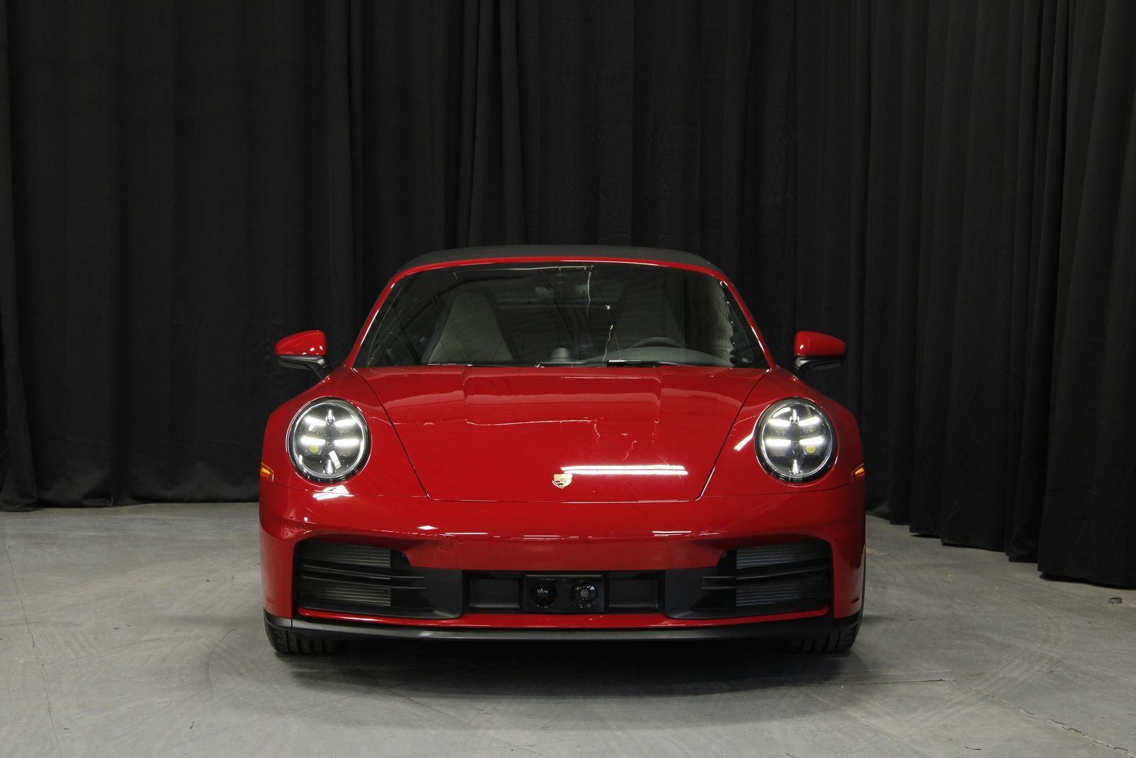 2025 Porsche 911 Carrera Cabriolet