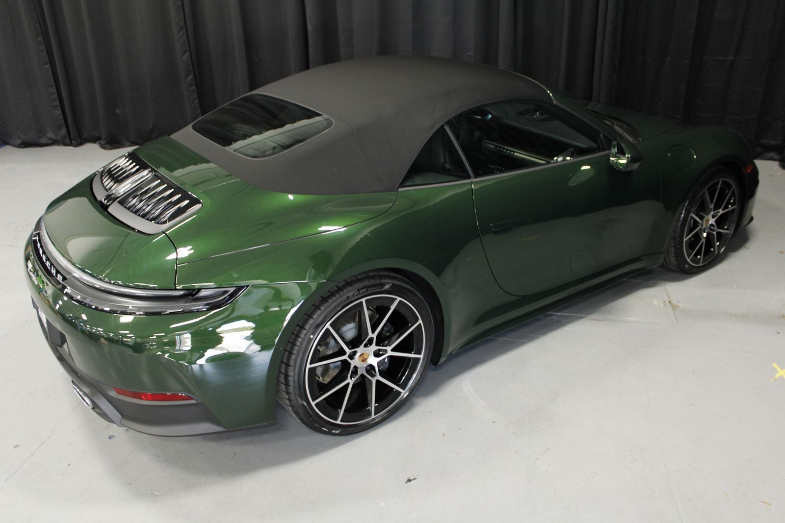 2026 Porsche 911 Carrera