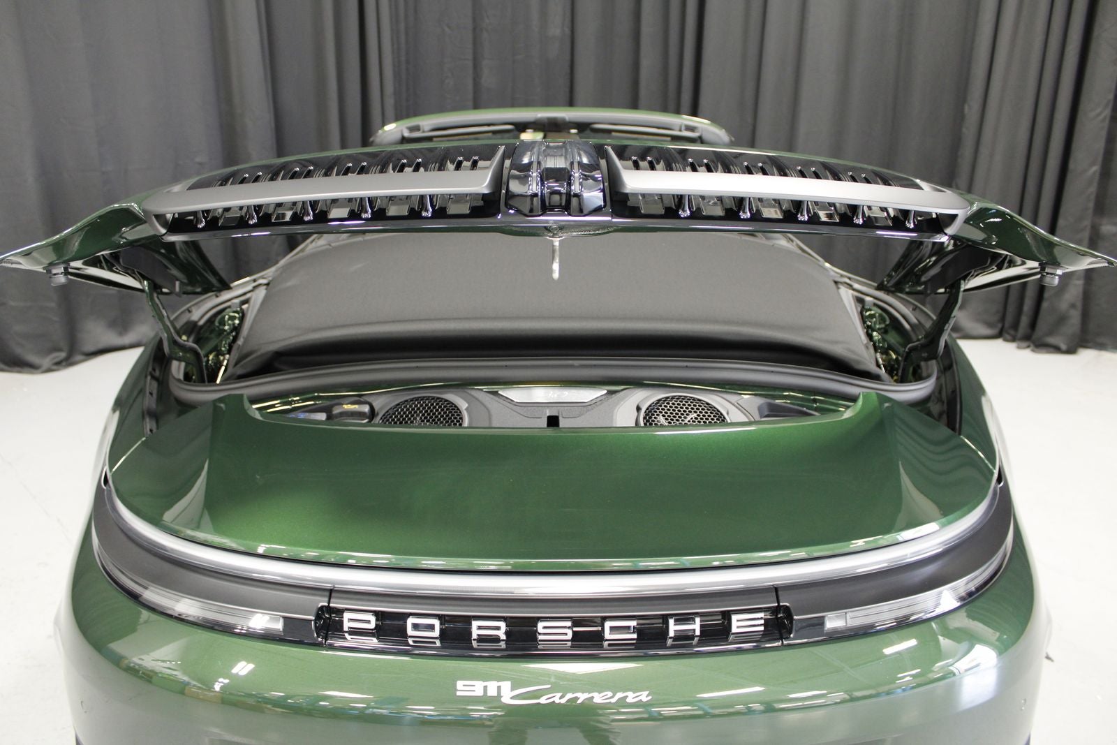 2026 Porsche 911 Carrera