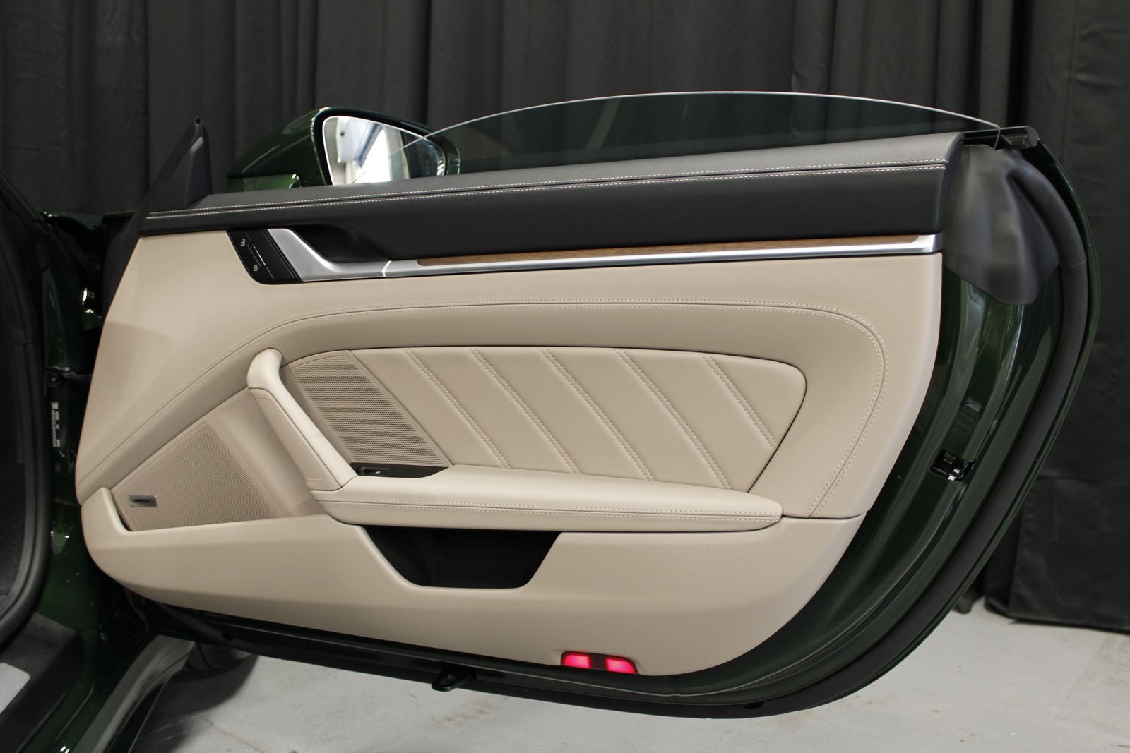 2026 Porsche 911 Carrera