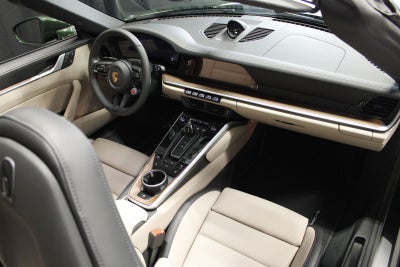 2026 Porsche 911 Carrera