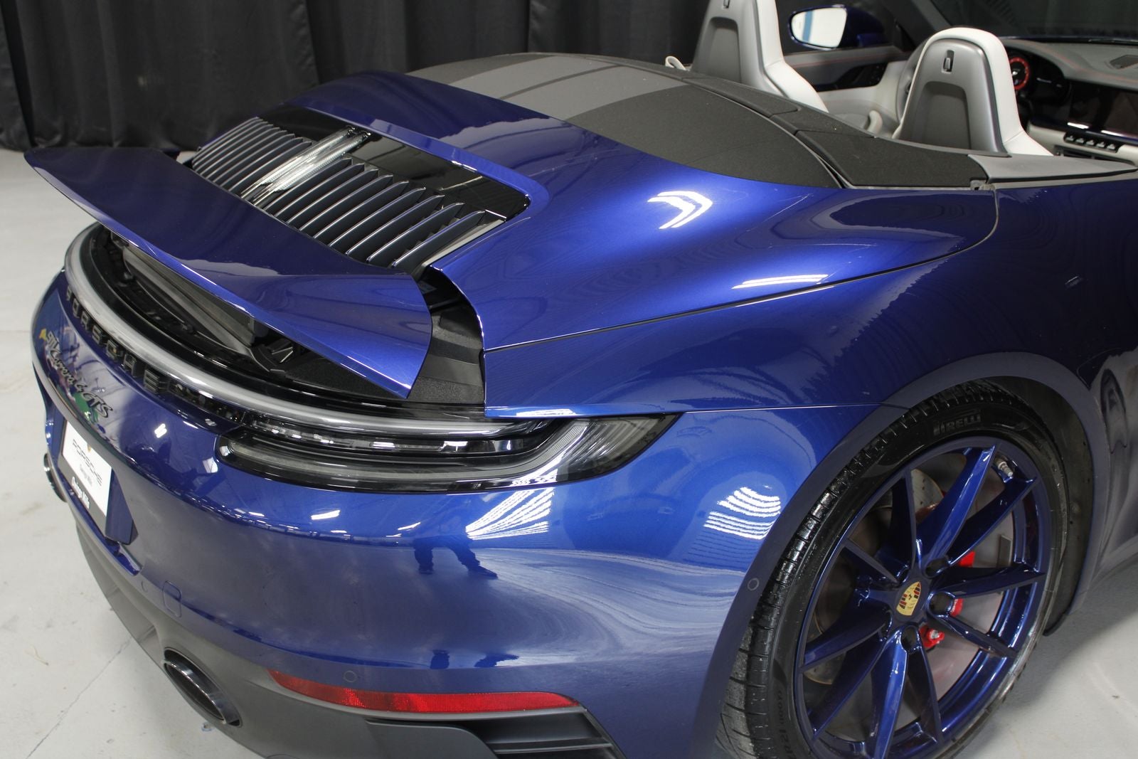 2024 Porsche 911 Carrera 4 GTS Cabriolet