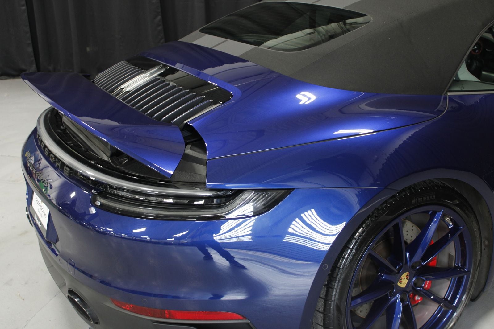 2024 Porsche 911 Carrera 4 GTS Cabriolet