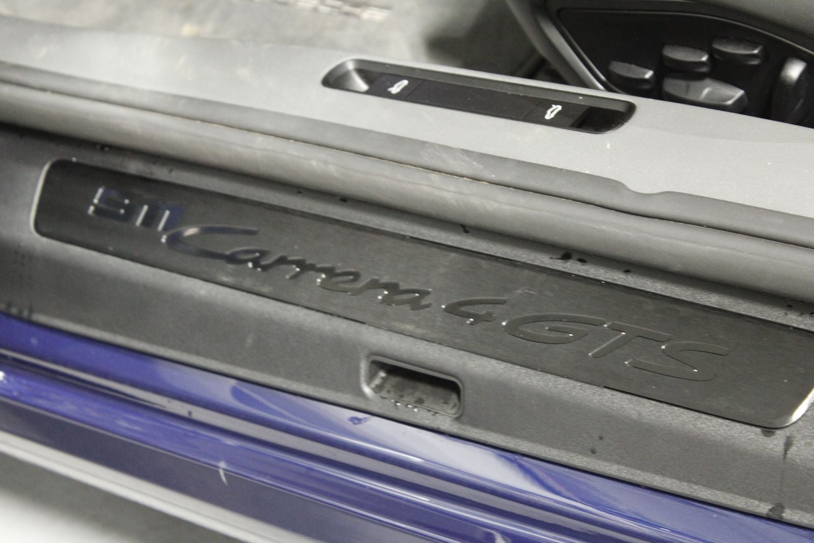 2024 Porsche 911 Carrera 4 GTS Cabriolet