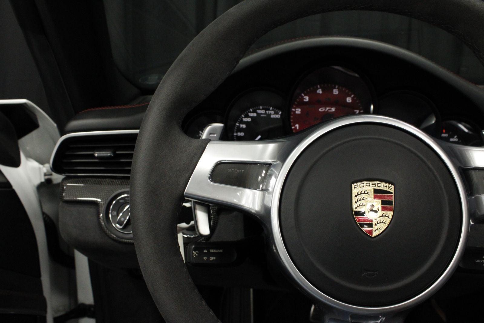 2016 Porsche 911 Carrera GTS Cabriolet
