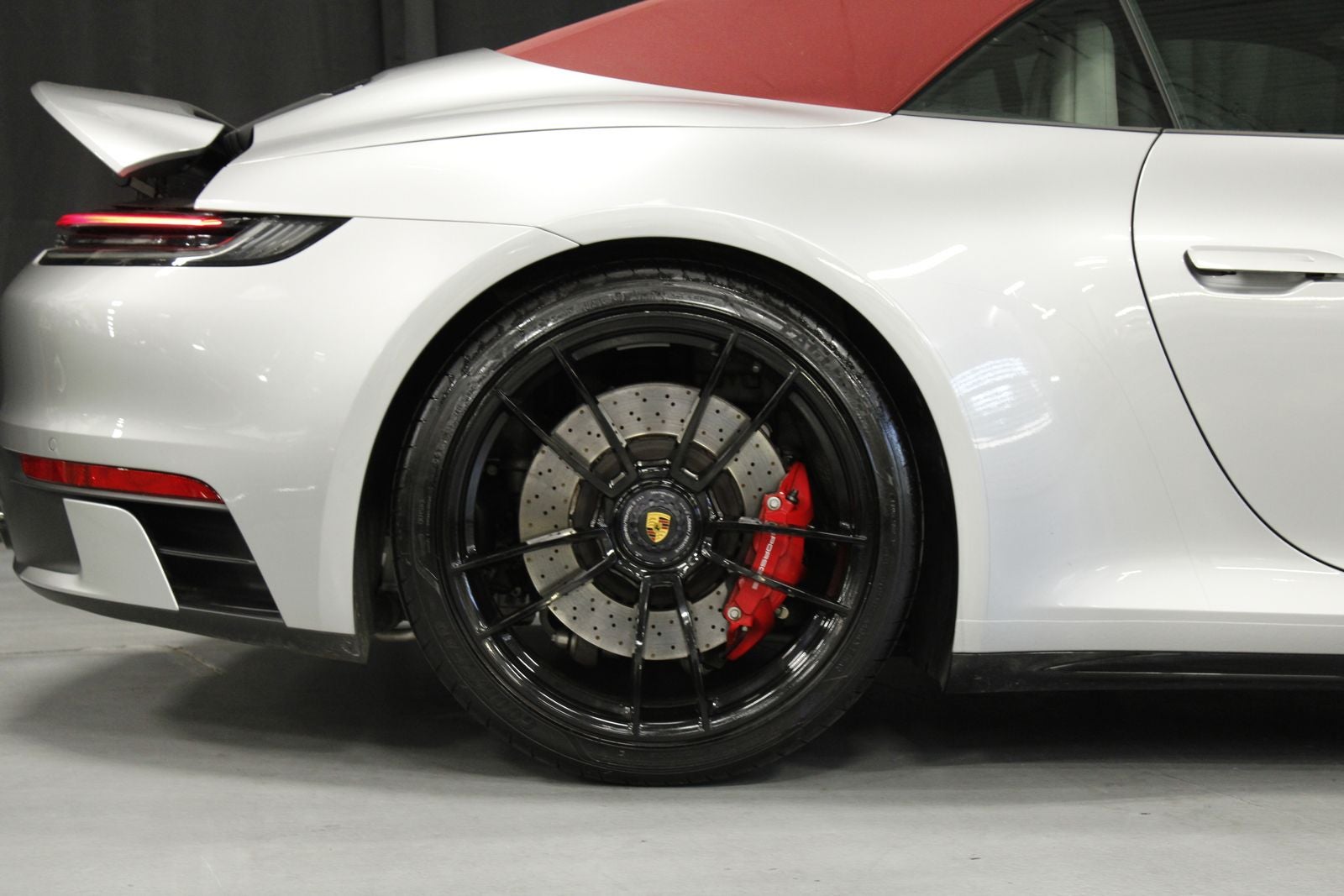 2024 Porsche 911 Carrera 4 GTS Cabriolet