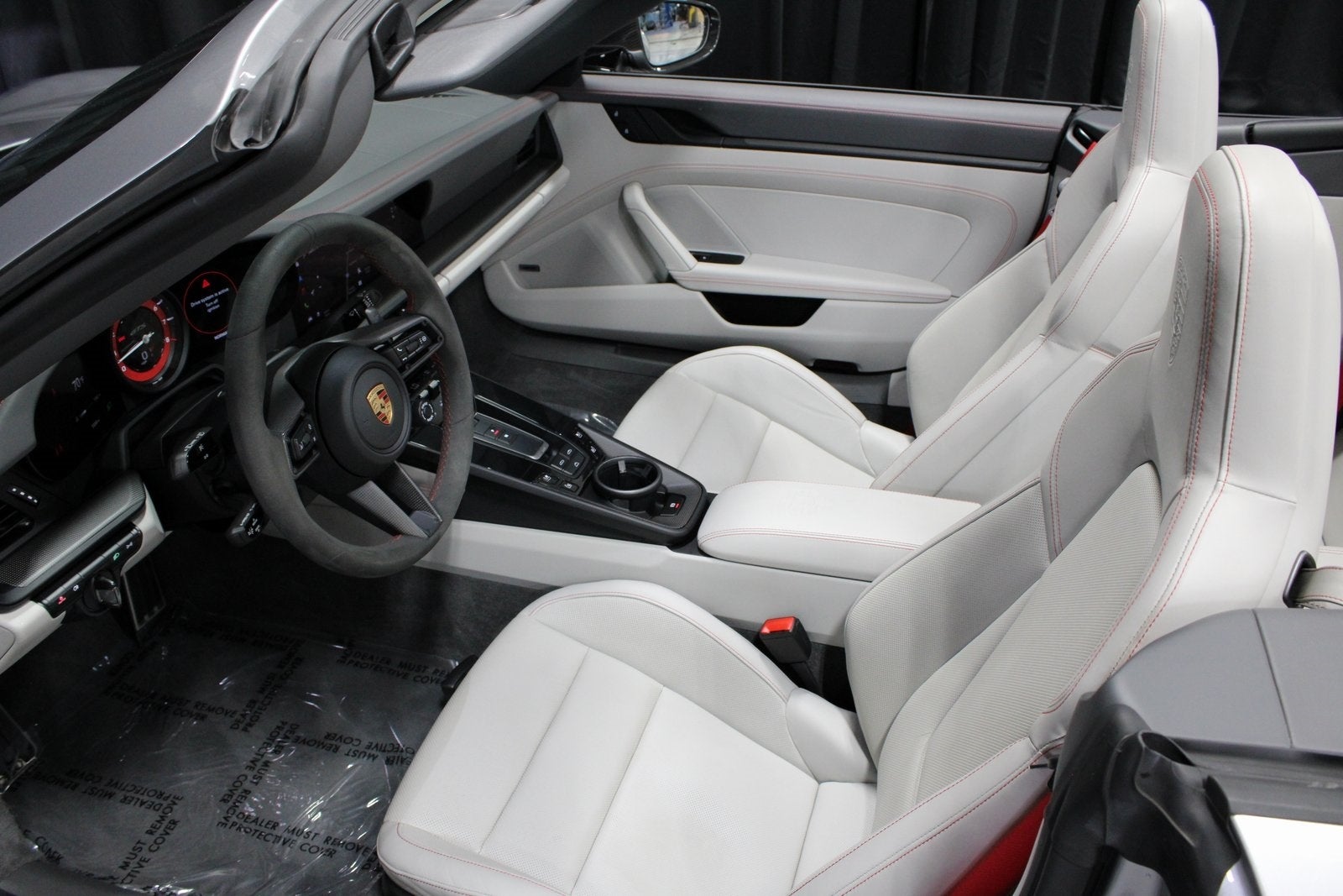 2024 Porsche 911 Carrera 4 GTS