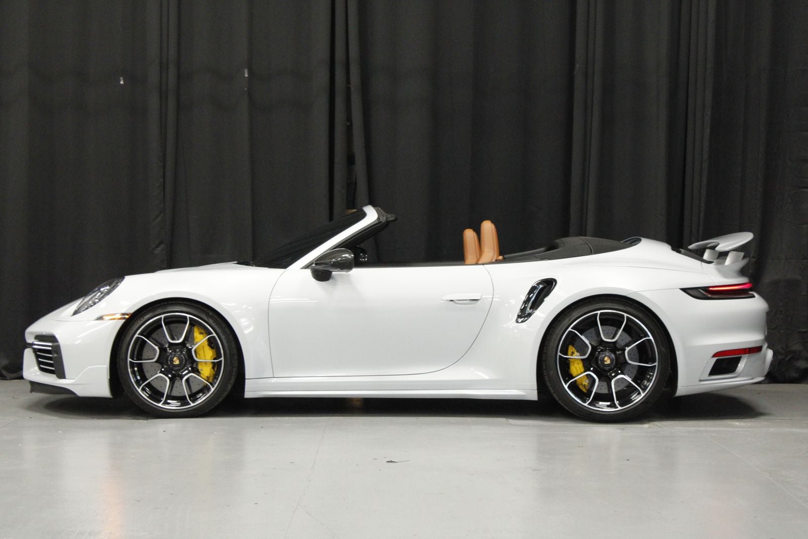 2024 Porsche 911 911 Turbo S Cabriolet (MY24)