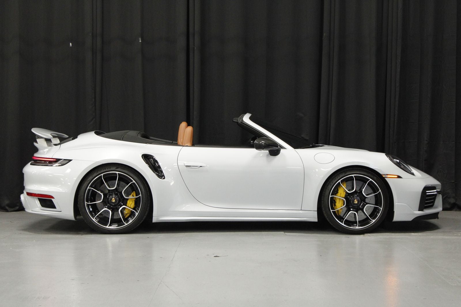 2024 Porsche 911 911 Turbo S Cabriolet (MY24)