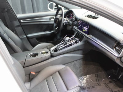 2023 Porsche Panamera E-Hybrid Sport Turismo 4