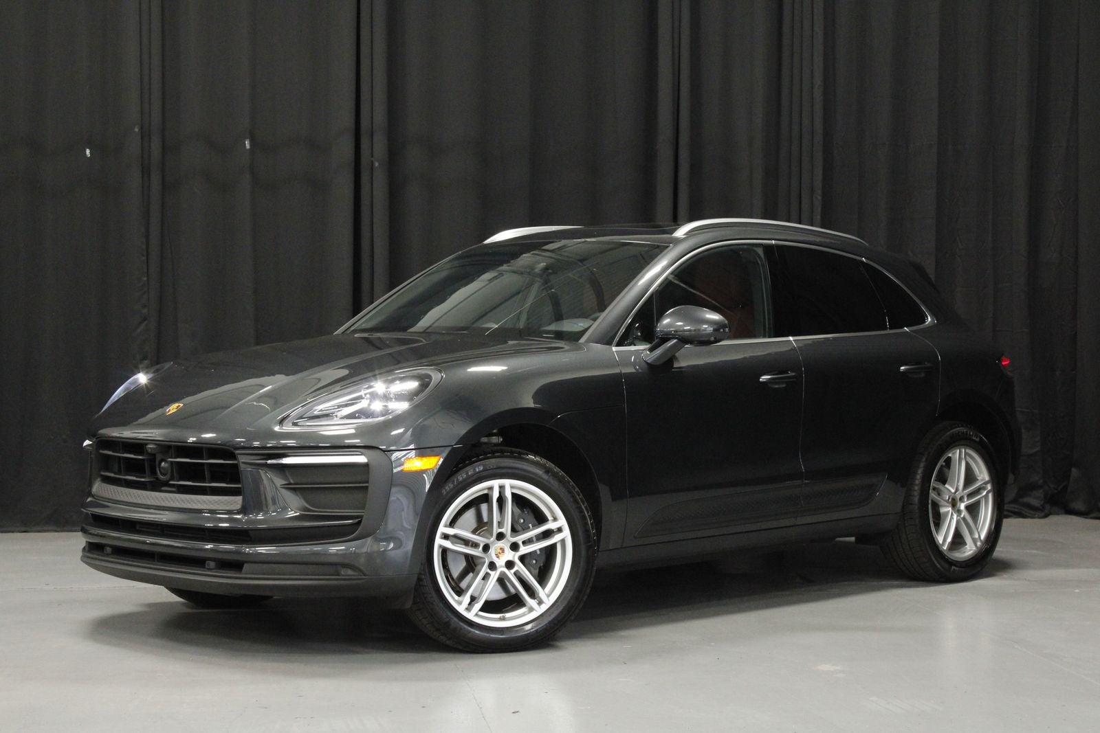 2025 Porsche Macan Macan