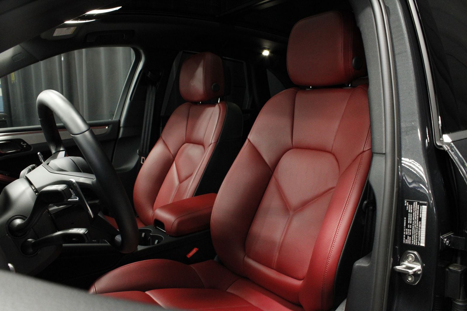 2025 Porsche Macan Macan