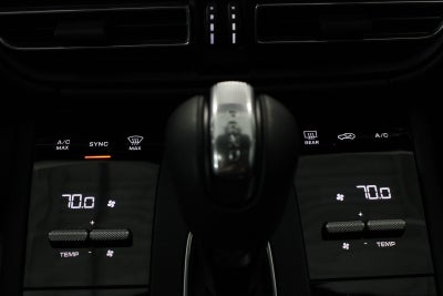2025 Porsche Macan Macan