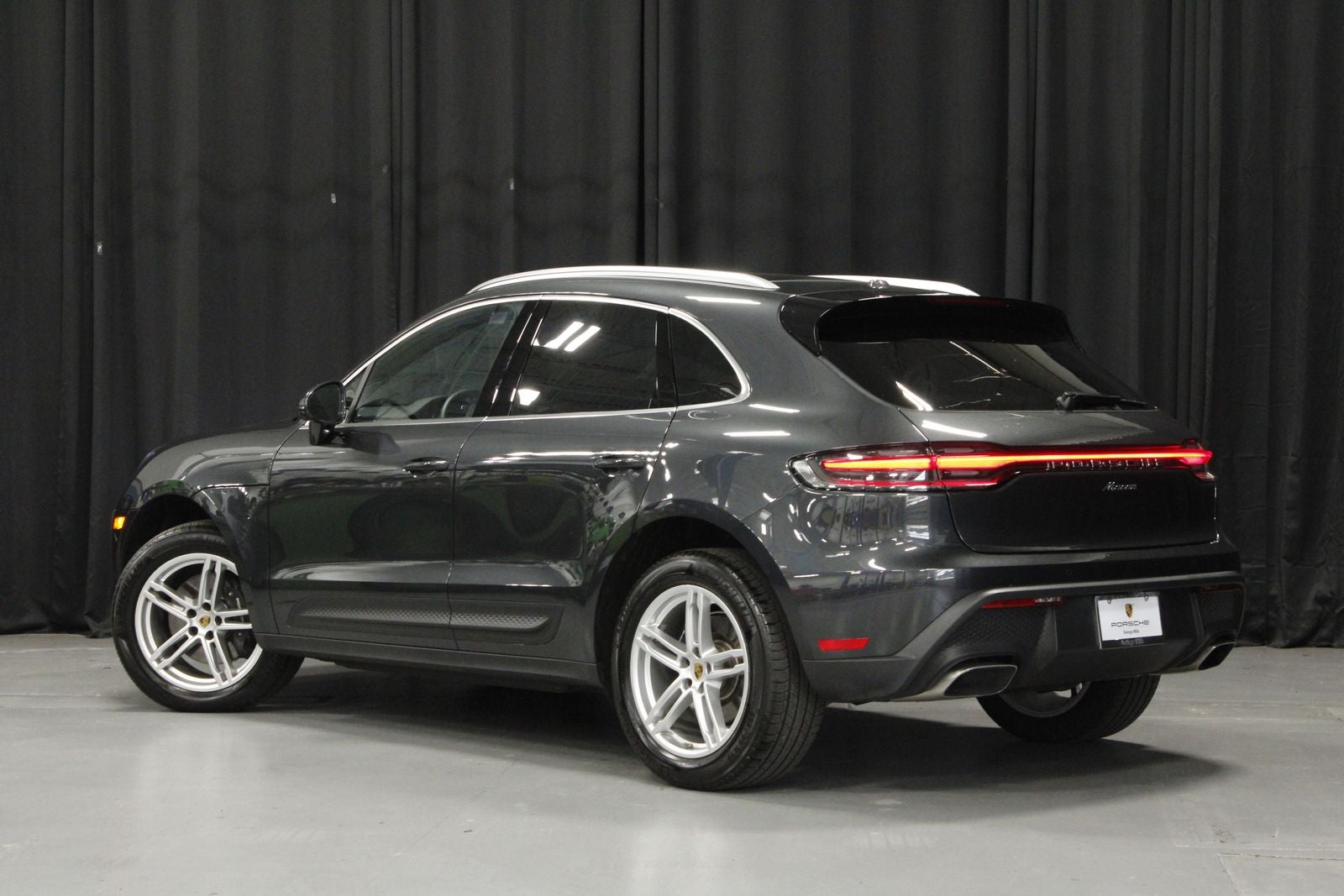 2025 Porsche Macan Macan