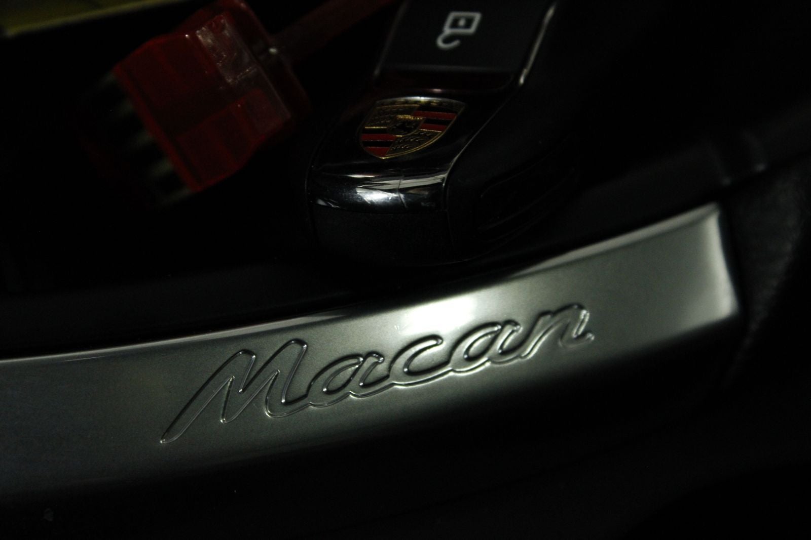 2025 Porsche Macan Macan
