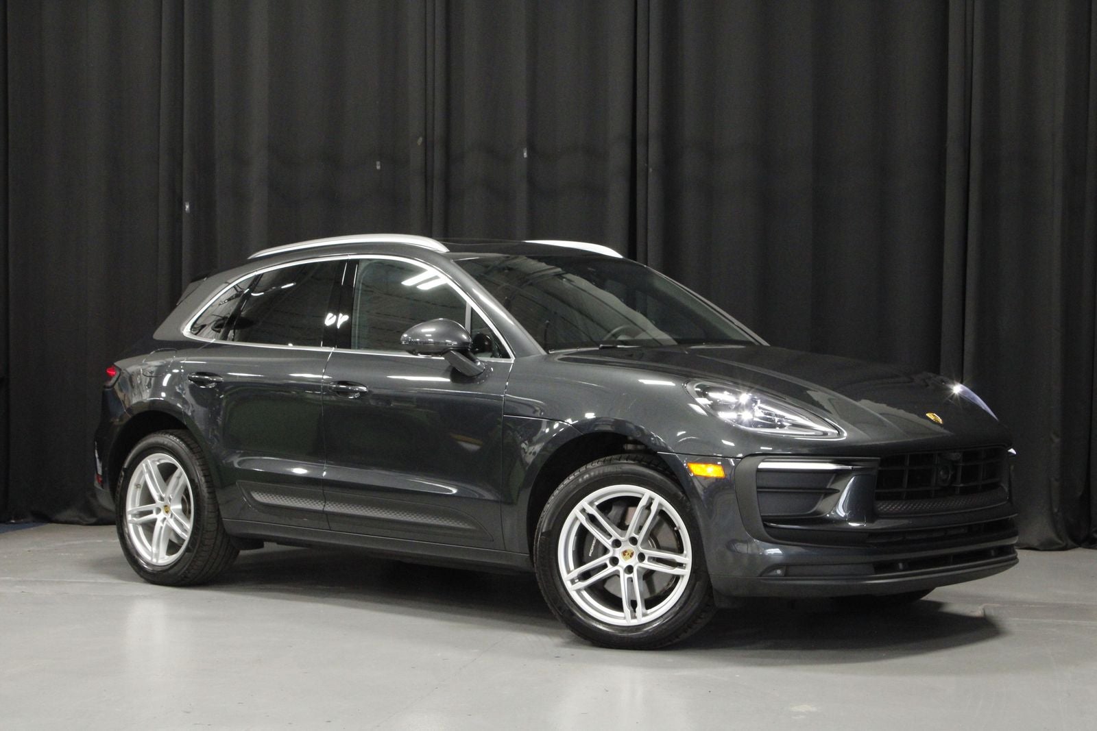 2025 Porsche Macan Macan