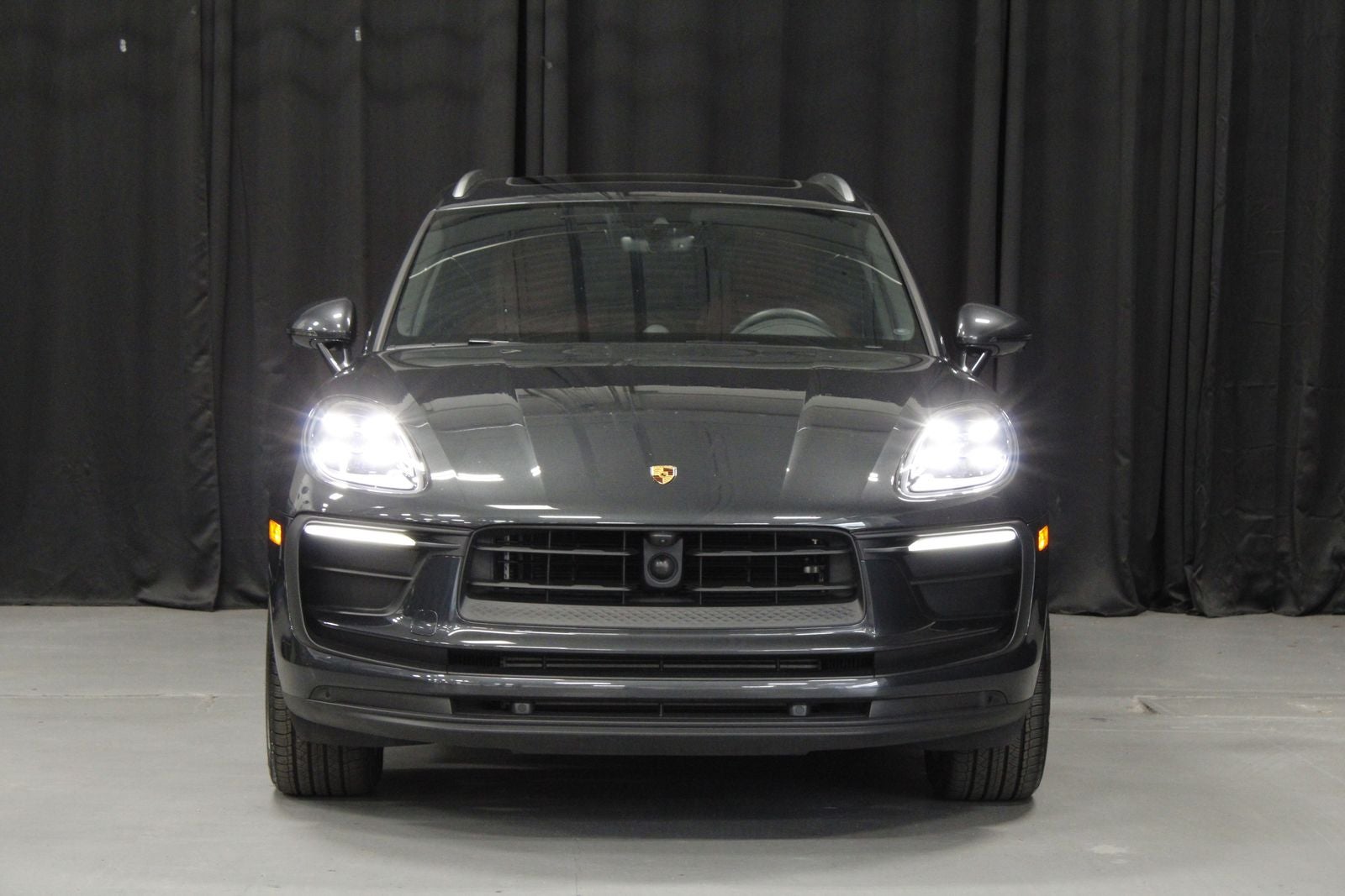 2025 Porsche Macan Macan