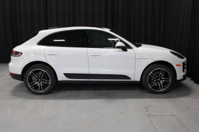 2021 Porsche Macan Base