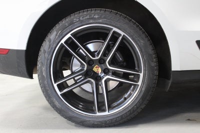 2021 Porsche Macan Base