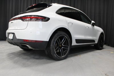 2021 Porsche Macan Base