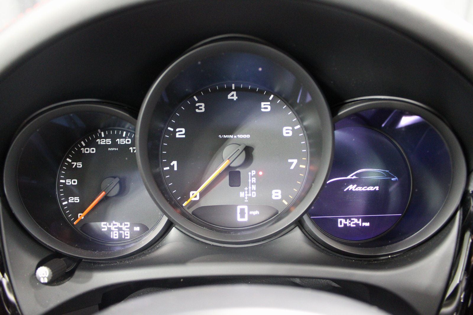 2021 Porsche Macan Base