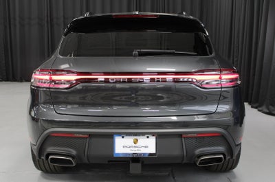 2026 Porsche Macan Base