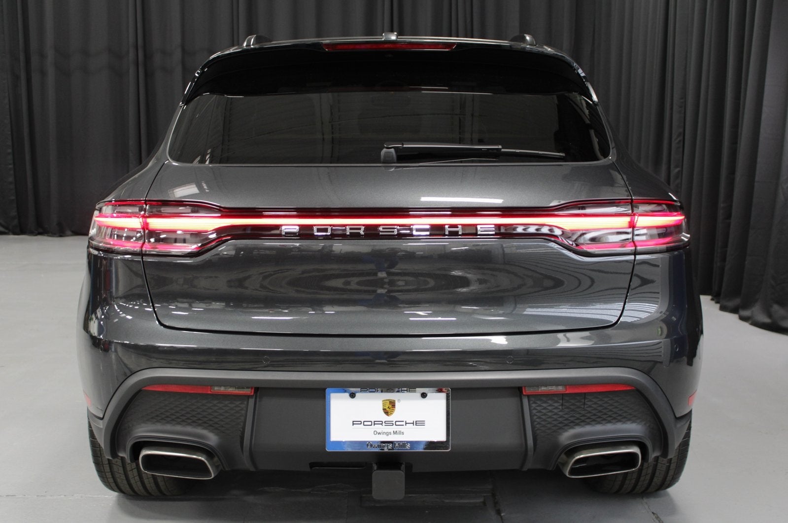 2026 Porsche Macan Base