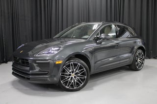 2026 Porsche Macan Base